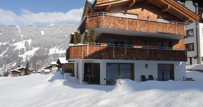 Chesa Plonta, Klosters-Serneus — photo 1
