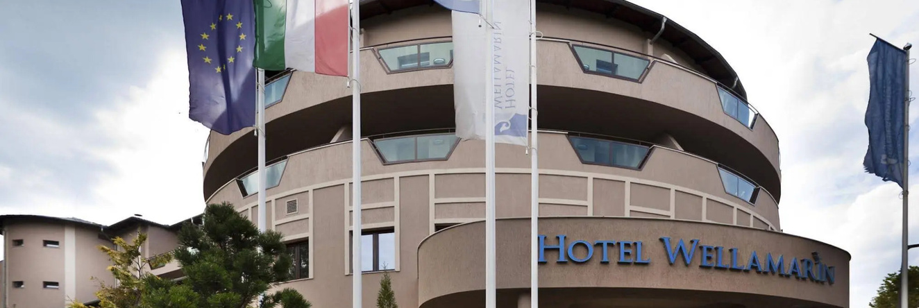 Wellamarin Hotel, Zamardi — photo 1