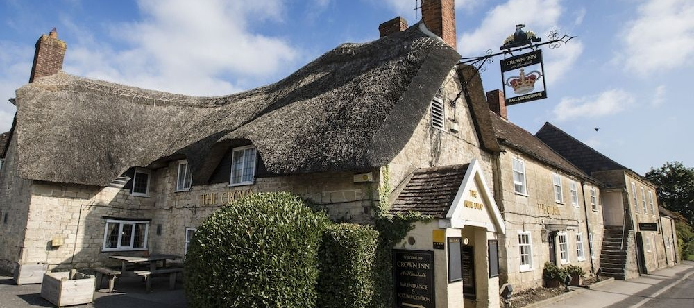 The Crown at Marnhull, 斯特明斯特牛顿 — 照片 1