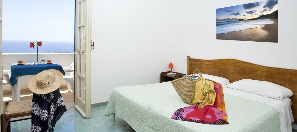 Hotel Vittorio Beach Resort, 巴拉诺迪斯基亚 — 照片 1
