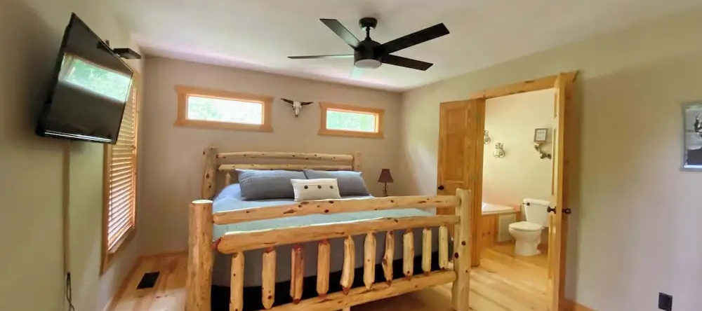 Buck Valley Lodge Mountain Getaway!, 埃利亚伊 — 照片 1