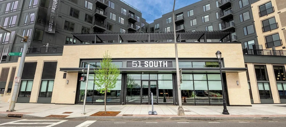 51 South, 白原市 — 照片 1