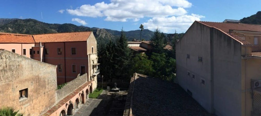 Casa Vacanza Alcantara Gorges, 西西里岛弗兰卡维拉 — 照片 1