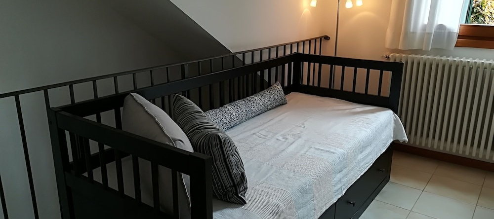 Garden Venice Hills Apartment, 尤加尼山丘地区公园 — 照片 1