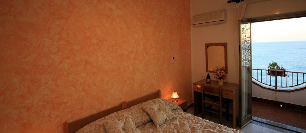 Camere Santa Margherita, Сант-Алессио Сикуло — фото 1