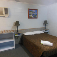 Country Road Motel, 查特斯堡 — 照片 2