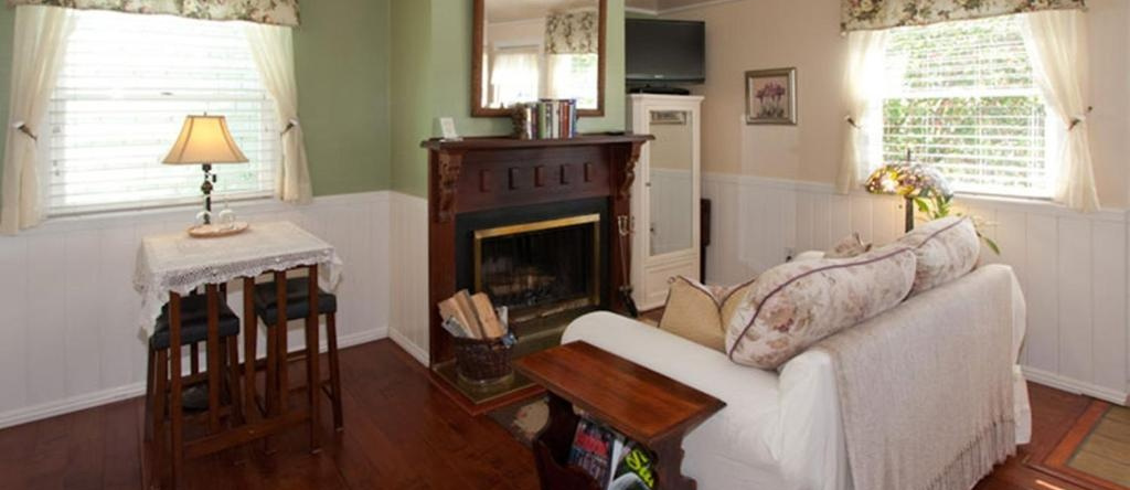 Headlands Inn Bed & Breakfast, 门多西诺 — 照片 1