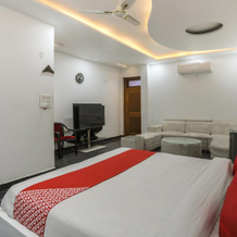 OYO 67790 Hotel Aarush, 布兰沙尔 — 照片 4