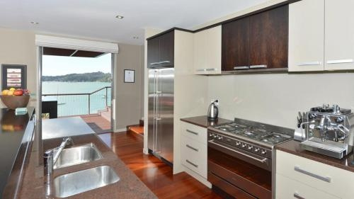Wharekaha Boutique Accommodation, Russell — photo 1