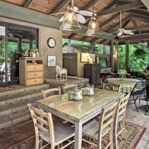 The White Elephant Inn Getaway w/ Pool & Hot Tub!, 夏洛茨维尔 — 照片 2