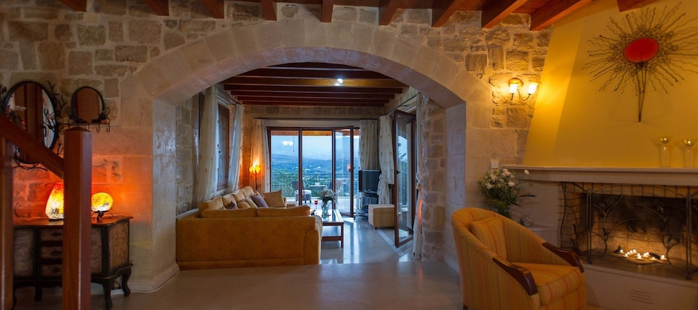 Villa Petramithia 10, Плака — фото 1