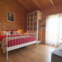 Austrian Wooden House, Рафина-Пикермион — фото 3