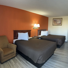 Economy Inn, St. James — photo 5