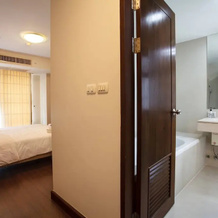 7D - 3 Bedroom Downtown Apartment With Shared Pool, Бангкок — фото 4