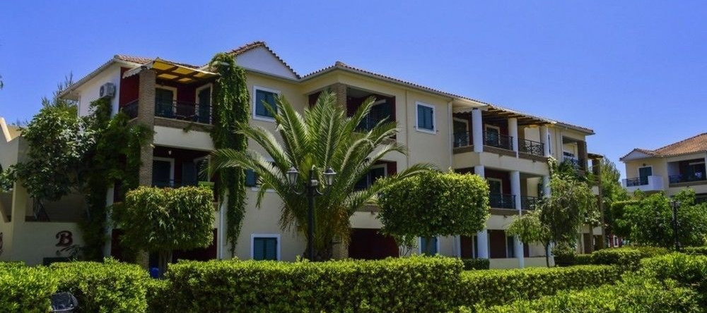 Amaryllis Hotel, Kalamaki — photo 1