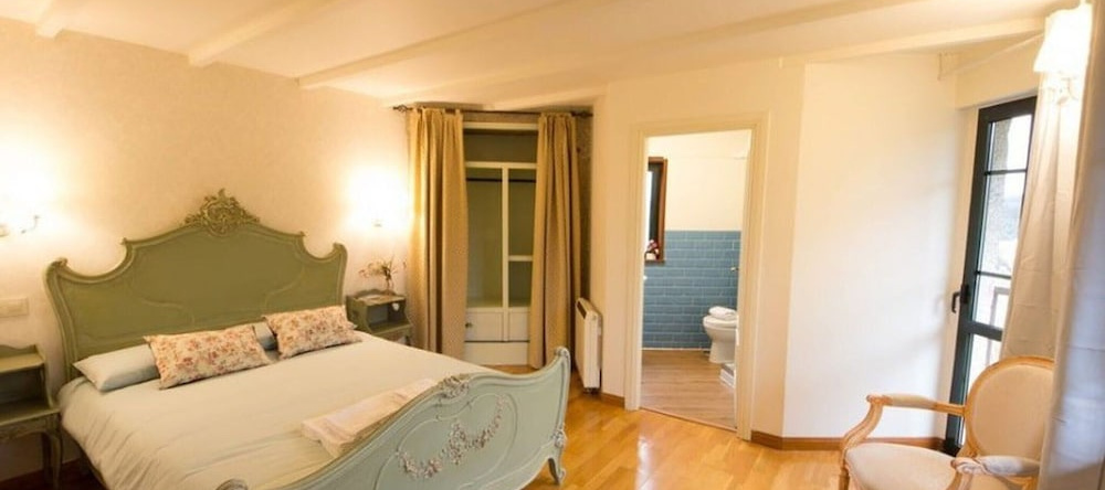 Mansion in Cerdedo With Private Pool and Garden, 塞德多-科托巴德 — 照片 1