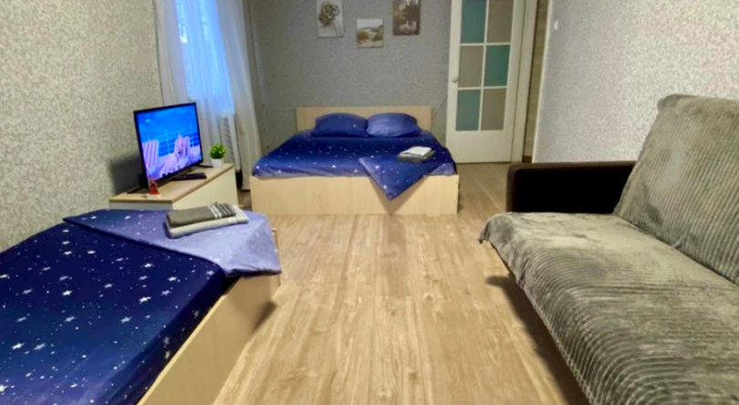 Kalininets 21 Flat with Balcony, 加里宁涅茨 — 照片 1
