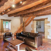 Sprawling Mansion in Aquitaine with Swimming Pool, 圣乔治德蒙克拉尔 — 照片 2