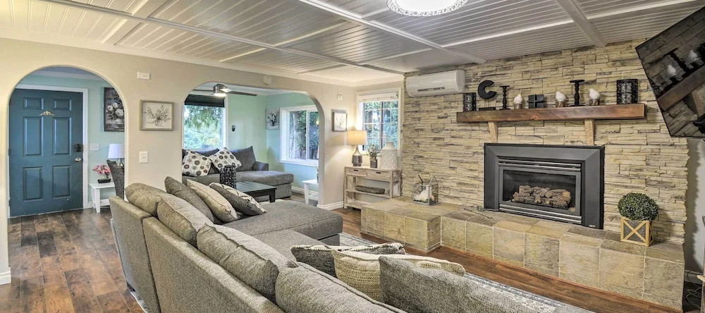 Spacious Home w/ Yard, 20 Miles to Olympic NP, 塞奎姆 — 照片 1
