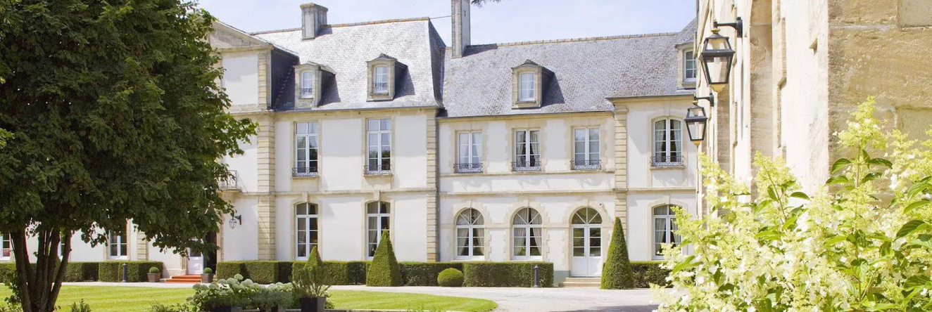 Grand Hotel "Château de Sully" - Piscine et Spa, 叙利 — 照片 1