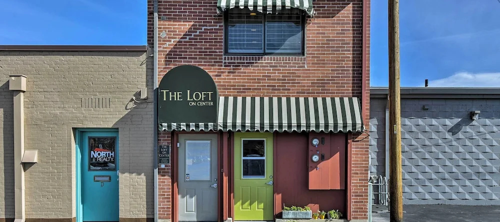 Walkable Downtown Logan Apartment W/ Rooftop Deck, Логан — фото 1