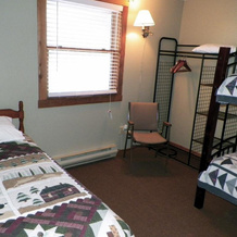 Feeder Creek Lodge and Cabin, Pulaski — photo 3