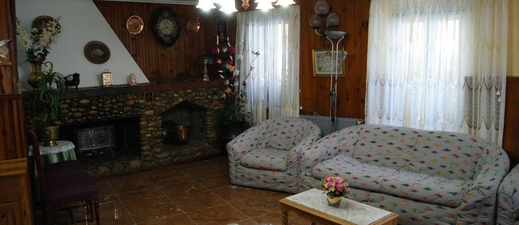 Hostal Pirineos Meliz, 别尔萨 — 照片 1