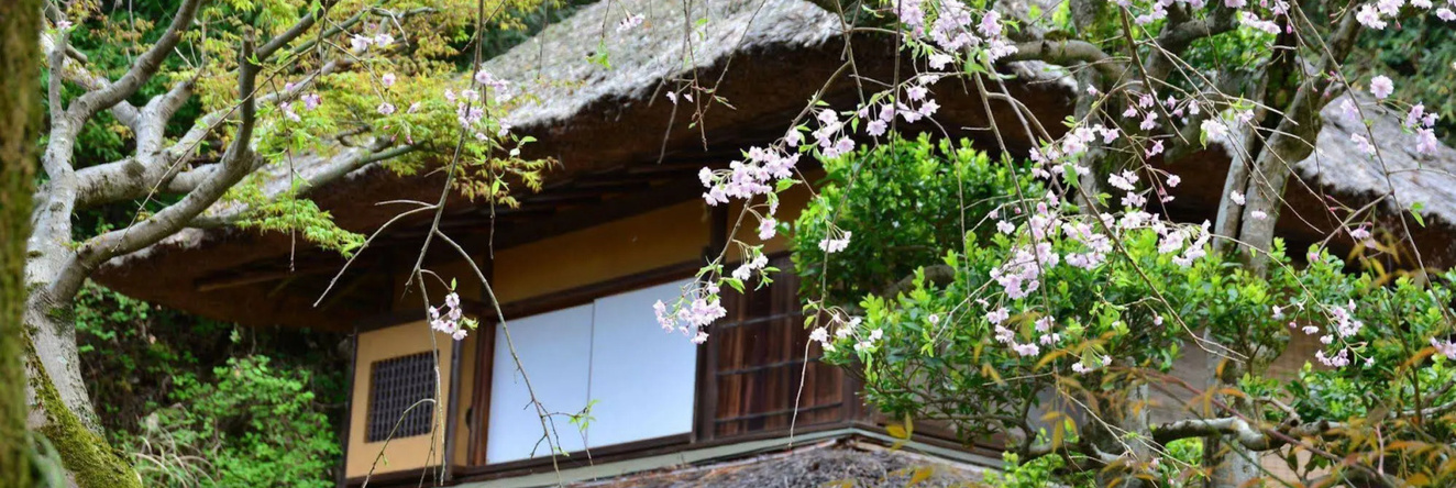 Izu Nagaoka-Onsen Hotel Kona Besso, Идзунокуни — фото 1