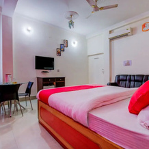 Oyo 13490 Hotel Aniket, Бихта — фото 2