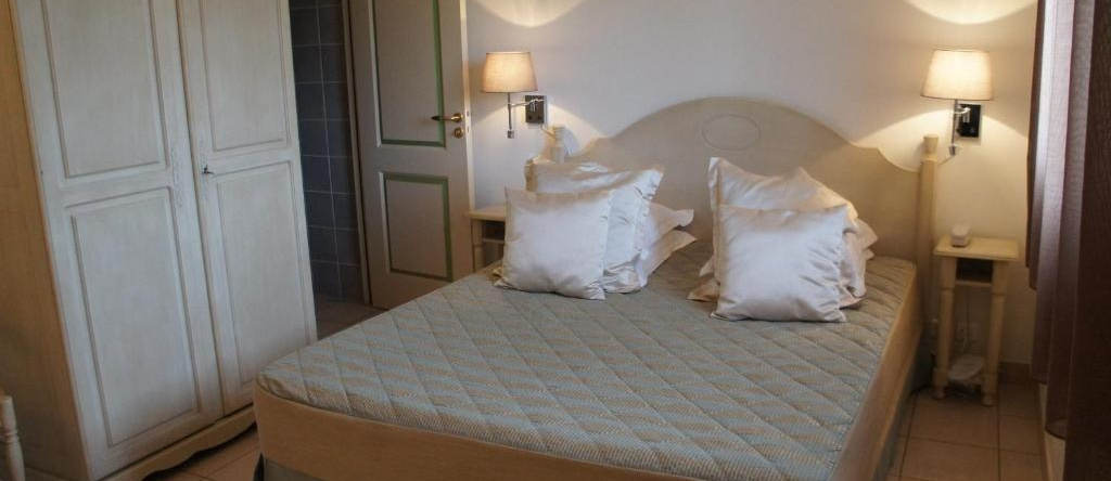 Hôtel Terriciaë aux portes de Maussane les Alpilles, 穆里 — 照片 1