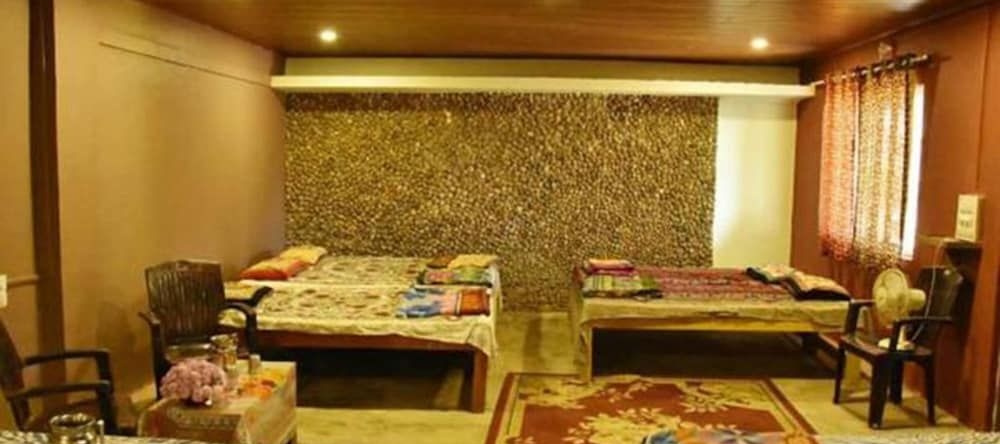 Dandeli Mysa Rc - Hostel, Гавегали — фото 1