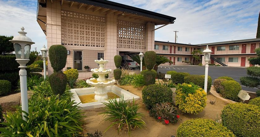 Sandpiper Lodge, 默塞德 — 照片 1