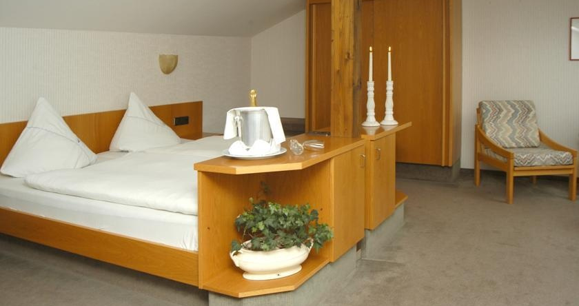 Hotel Heil, 勒斯尼希 — 照片 1