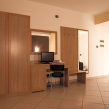 Manhattan Village Hotel, 苏尔莫纳 — 照片 4