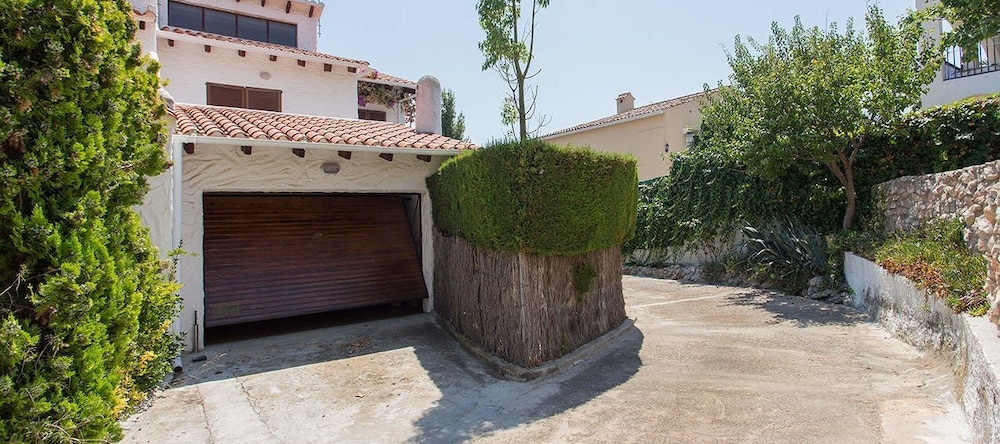 Casa Nuria, Cunit — photo 1