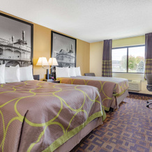 Super 8 By Wyndham Decorah, Decorah — photo 4