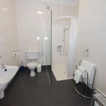 Tower House Executive Guest House, Pontefract — photo 3