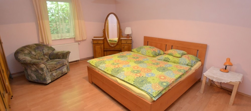 Comfortable Detached House With Large Garden, 克洛科奇 — 照片 1