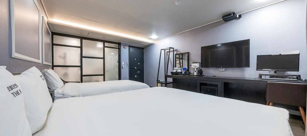 Jinju Hotel The V, Jinju — photo 1