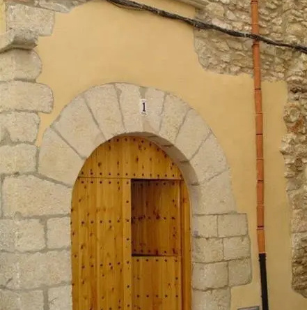 Casa dels Quatre Cantons, 特拉伊格拉 — 照片 1