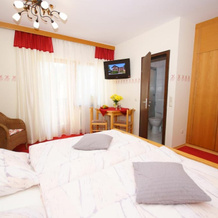 Landhotel Neuhof, Центинг — фото 5