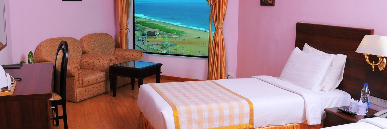 The Quilon Beach Hotel and Convention Center, 奎隆 — 照片 1