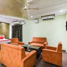 OYO 30754 Hotel A P Palace, 达尔班加 — 照片 2