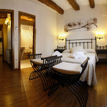 Las Casas De Satue, Sabinanigo — photo 3