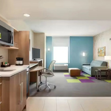 Home2 Suites By Hilton Camarillo, Camarillo — photo 2