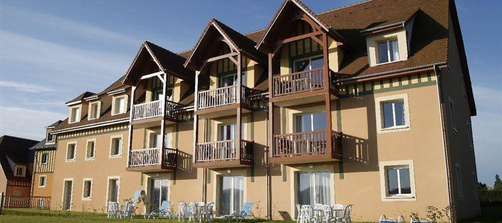 La Ferme De Deauville, 圣阿尔努 — 照片 1