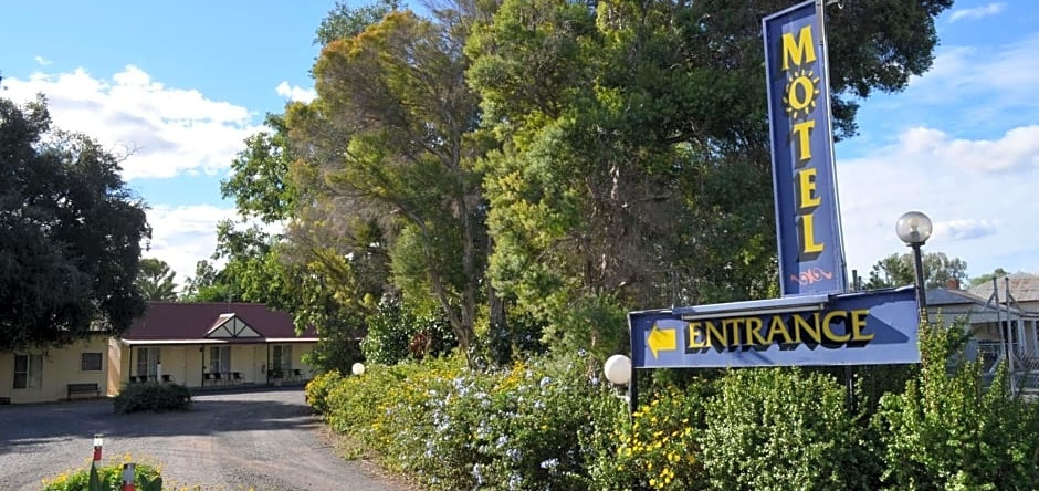 Bungalow Motel, 吉尔甘德拉 — 照片 1