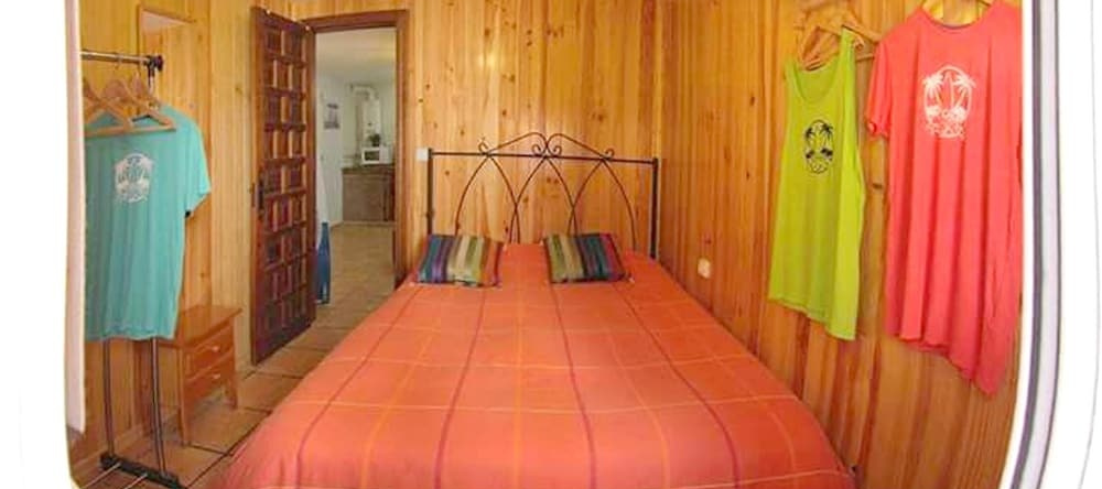 Bungalow With One Bedroom In Tarifa, With Wonderful Mountain View, Enclosed Garden And Wifi, Ла-Коста — фото 1
