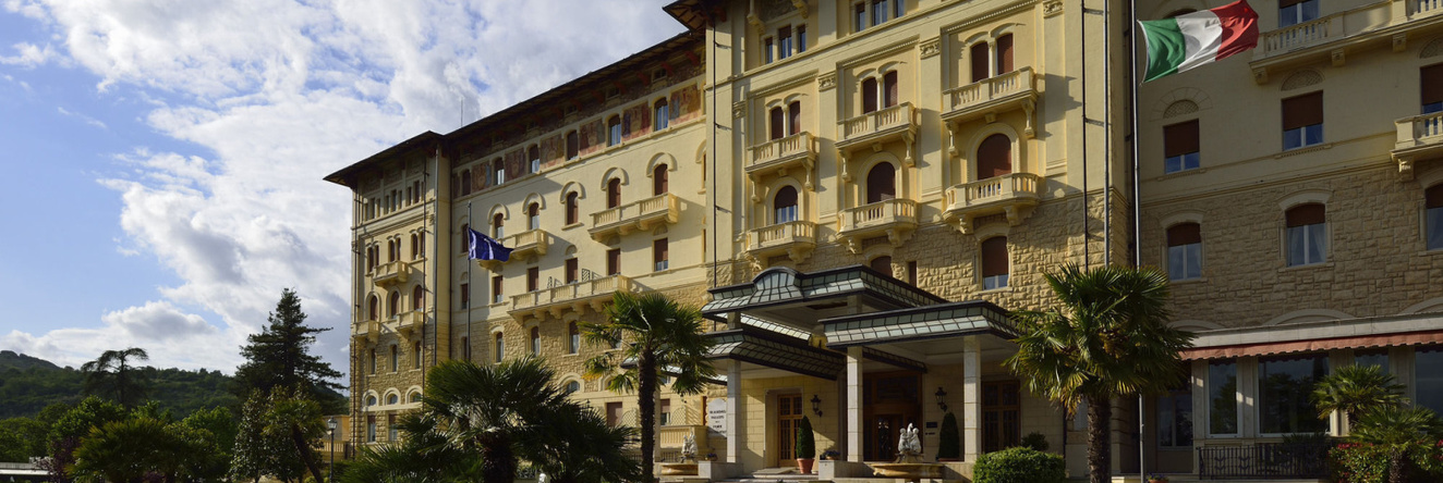 Palazzo Fiuggi Hotel, 菲乌吉 — 照片 1