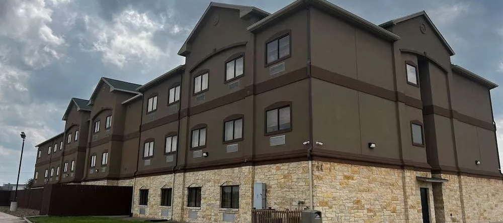 Best Western Park Heights Inn & Suites, Cuero — photo 1